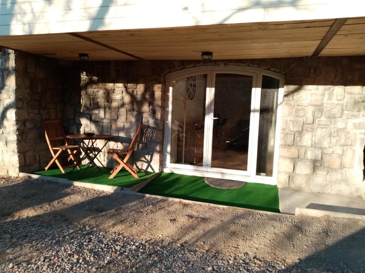 Studio De Charme Neuf A La Montagne Puget-Rostang Exterior photo